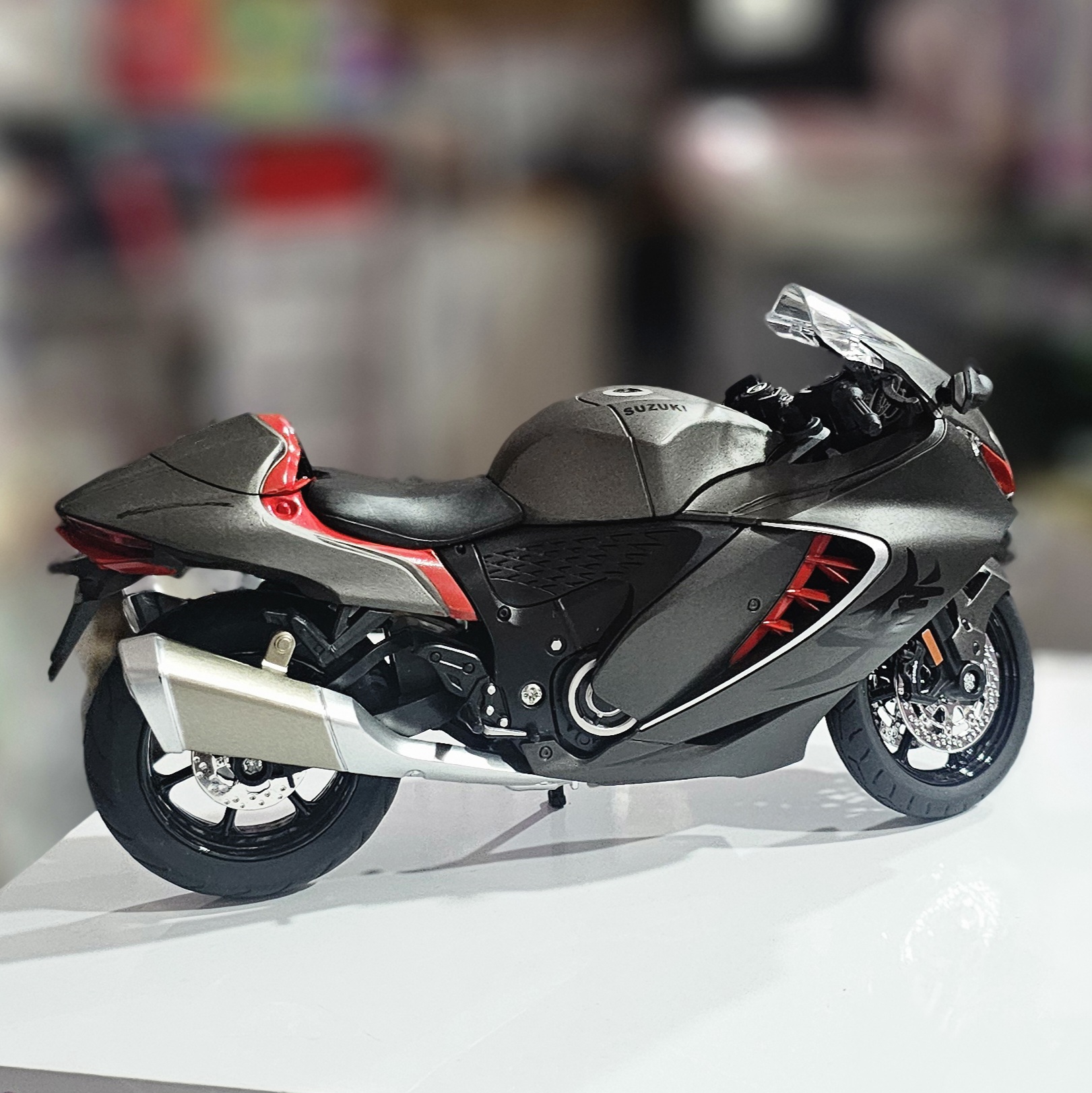 ماکت موتور سوزوکی هایابوسا (Suzuki Hayabusa)  مقیاس ۱:۱۲