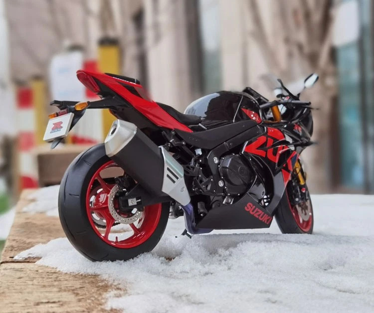 ماکت موتورسیکلت سوزوکی GSX-R1000R فلزی مقیاس 1:12